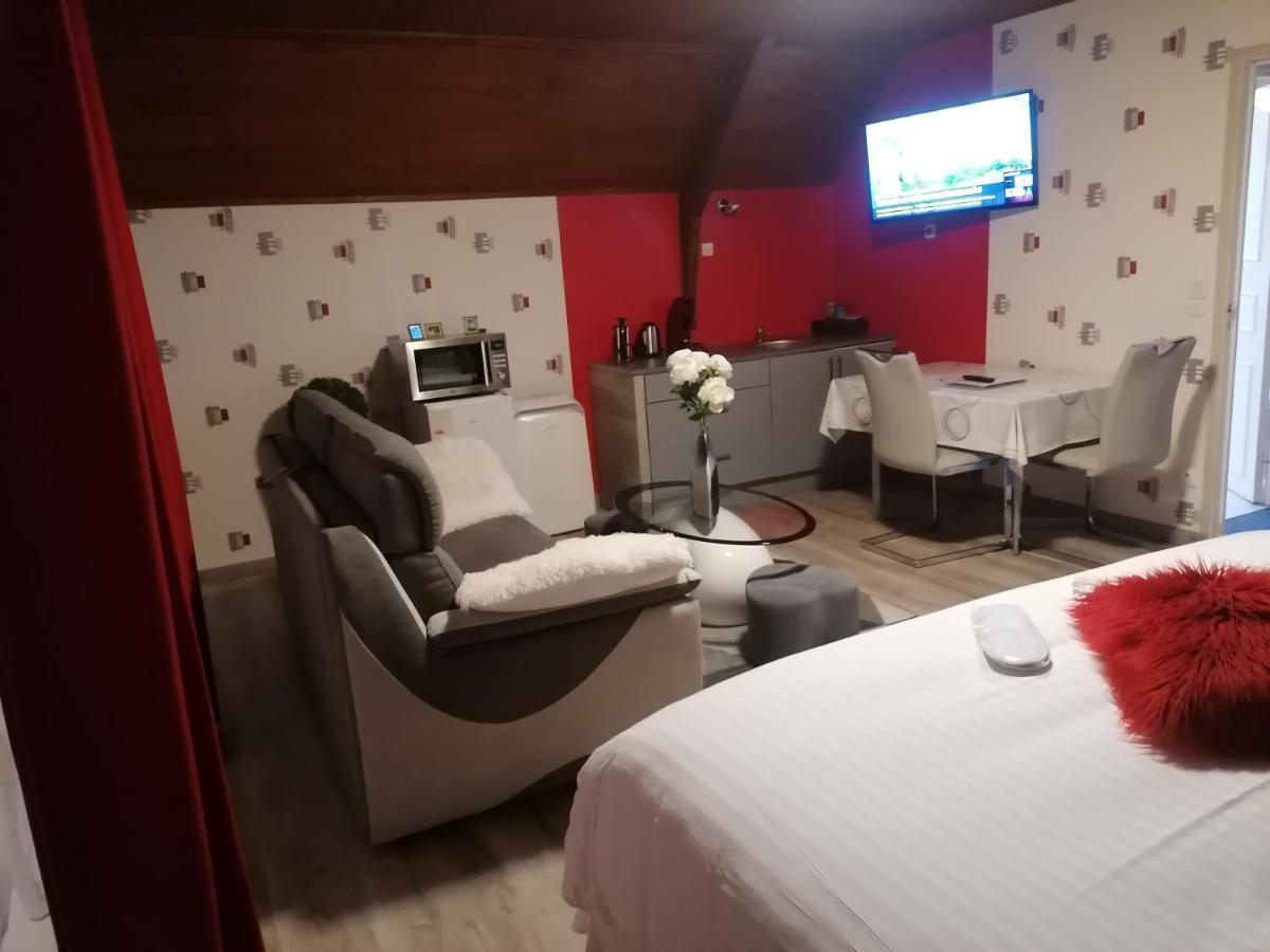 Chambres Du Jardin Fleuri Saint-Aubin-lès-Elbeuf Zewnętrze zdjęcie