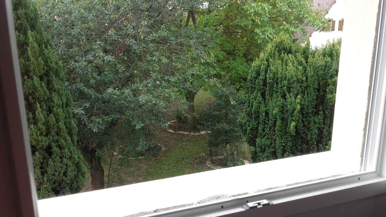Chambres Du Jardin Fleuri Saint-Aubin-lès-Elbeuf Zewnętrze zdjęcie