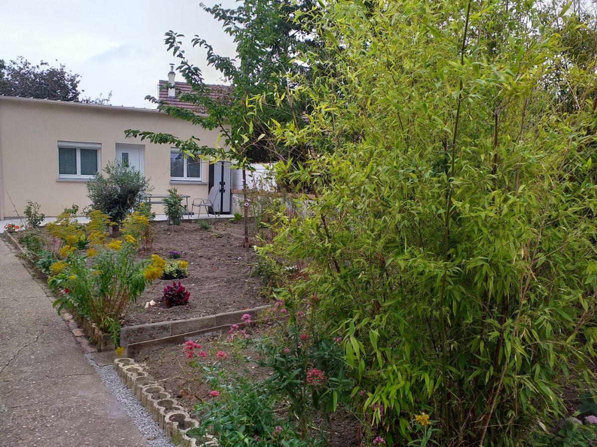 Chambres Du Jardin Fleuri Saint-Aubin-lès-Elbeuf Zewnętrze zdjęcie